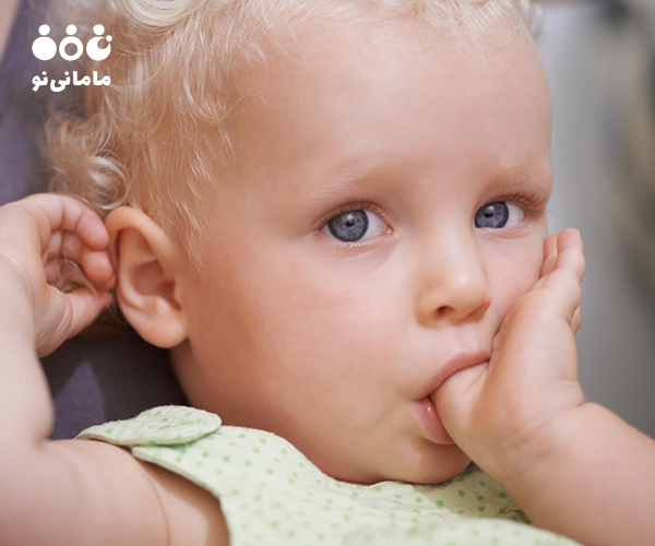 عادت مکیدن انگشت کودک