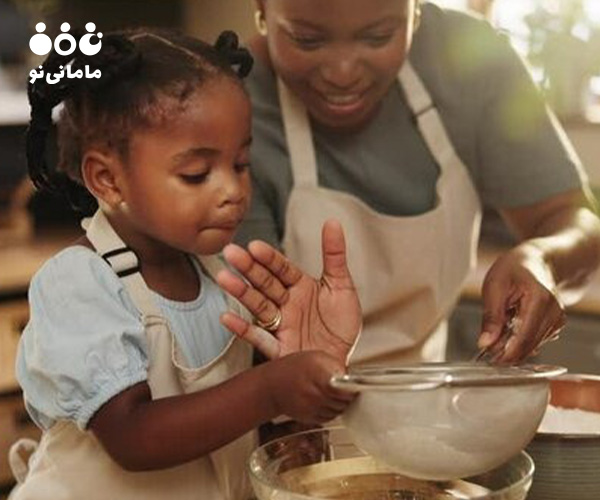 7. انواع کیک و شیرینیهای خانگی از خوراکیهای مفید برای کودکان