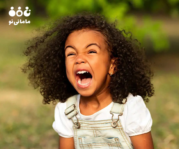 جیغ زدن کودک در سنین متفاوت؛ تفاوتها و نحوه مدیریت